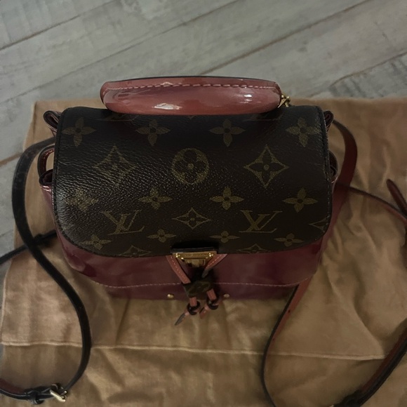 Louis Vuitton Hot Springs Vernis Patent Leather + Monogram Backpack Vieux Rose - Picture 2 of 14